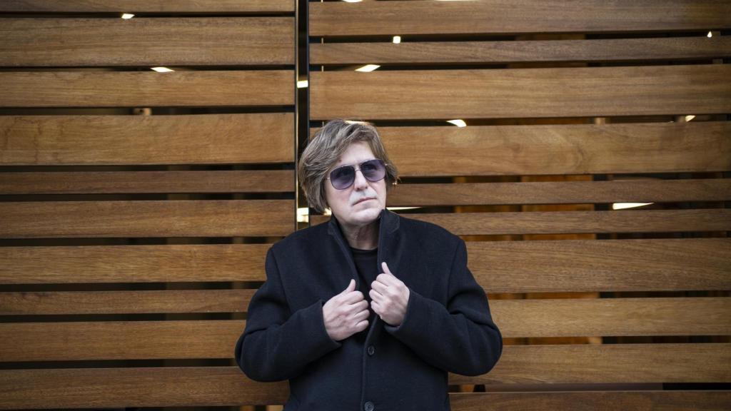 Nacho Vegas cita a Violeta Parra, una mujer que le inspiró y le cambió la vida.