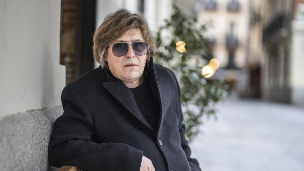 Nacho Vegas habla sobre el cambio de la masculinidad y la muerte del 'julioiglesismo'.