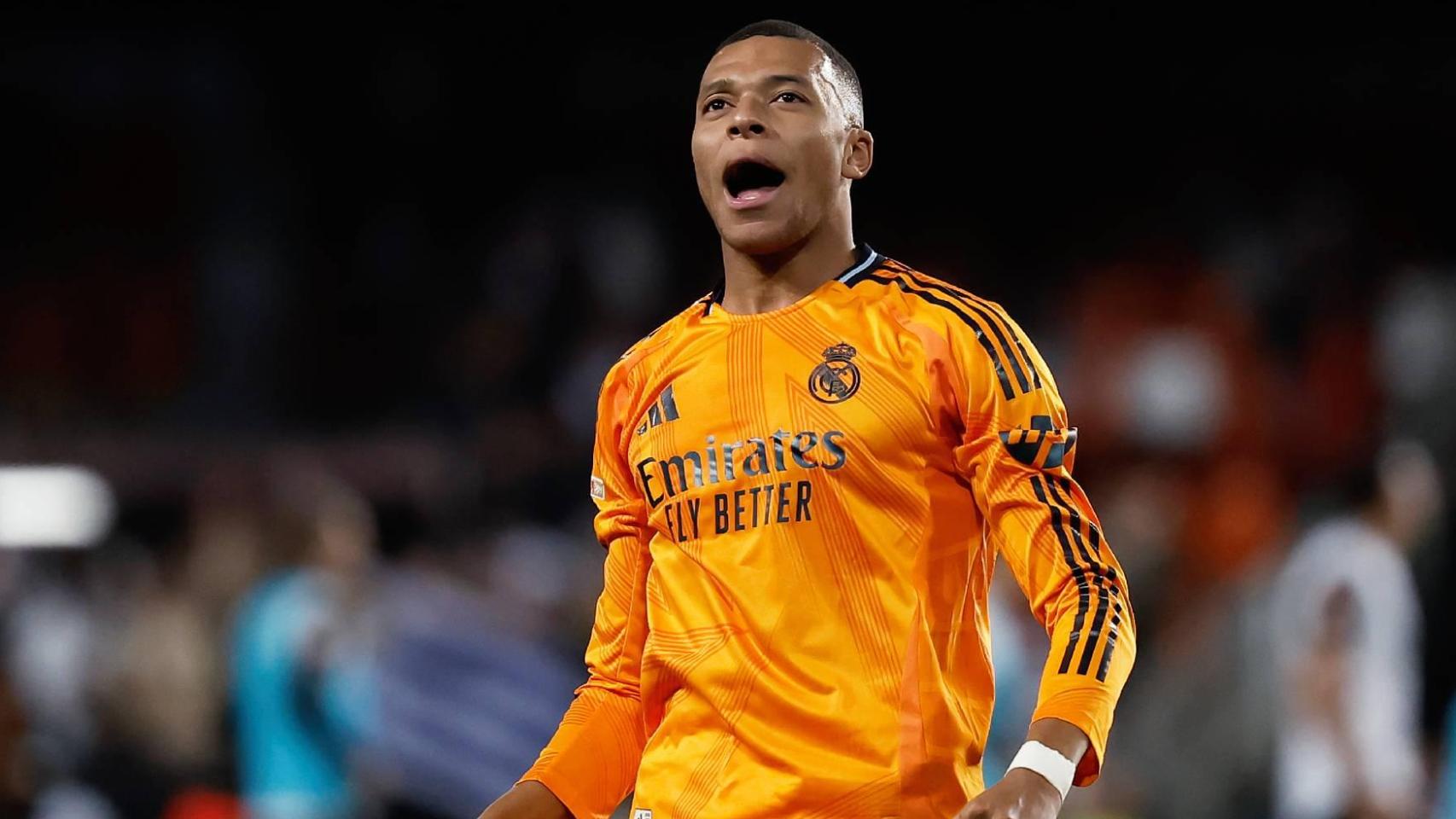 Mbappé, durante su último partido en Mestalla.