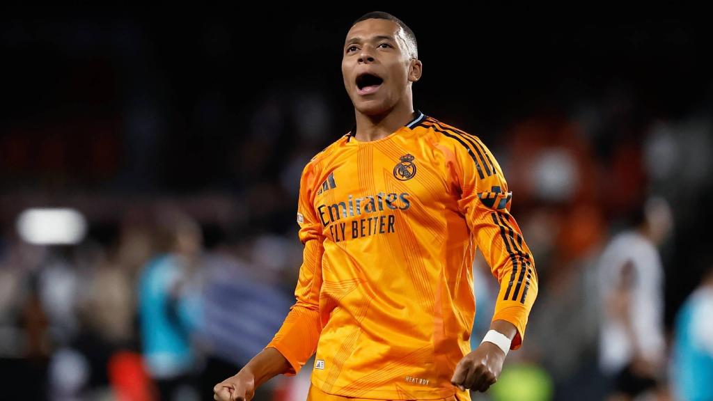 Mbappé, durante su último partido en Mestalla.