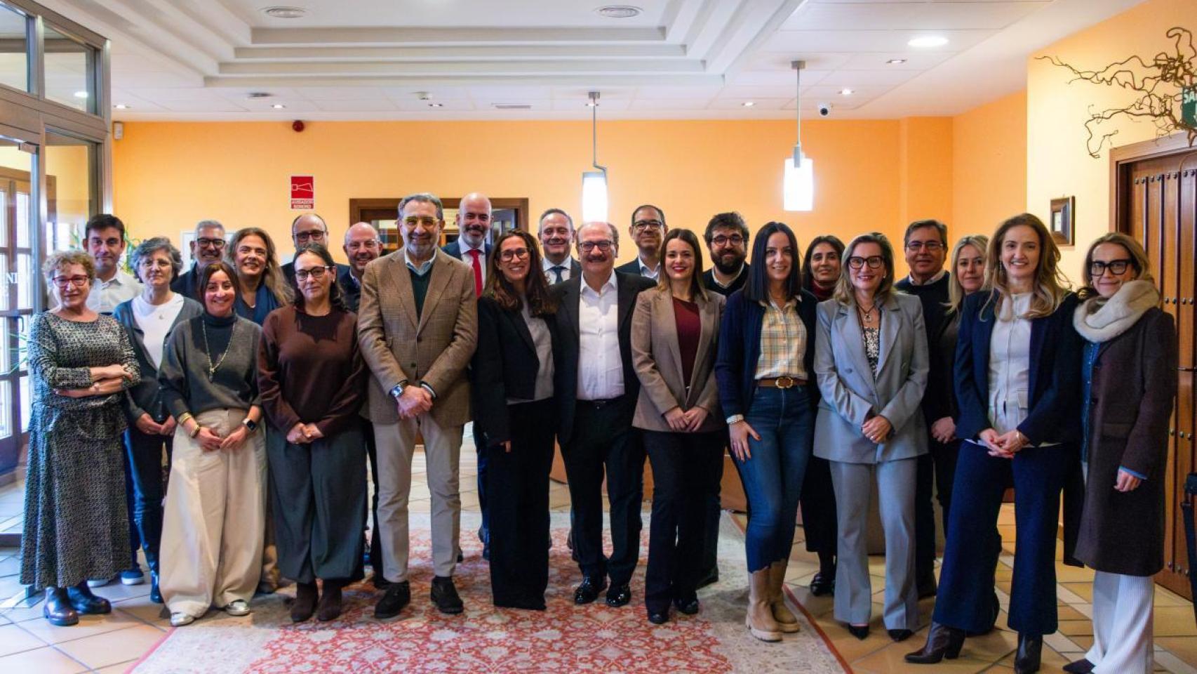 Durante una reunión del equipo directivo de la Sanidad regional.