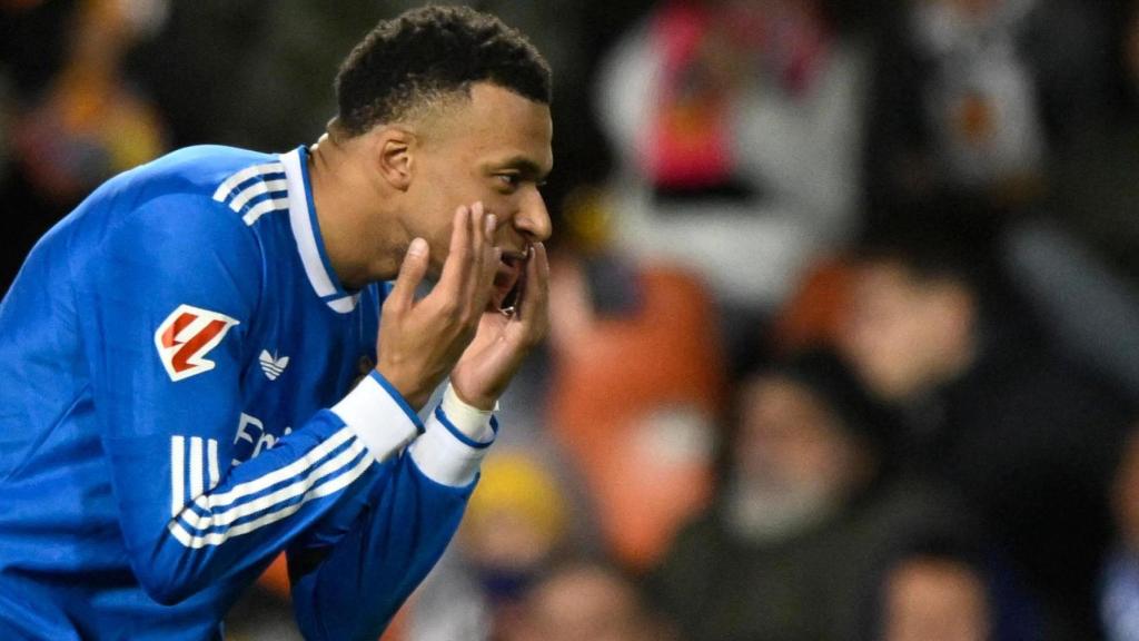 Mbappé celebra su gol ante el Valencia.