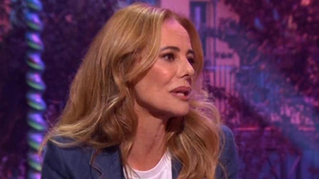 La presentadora Paula Vázquez, en 'Al cielo con ella'.