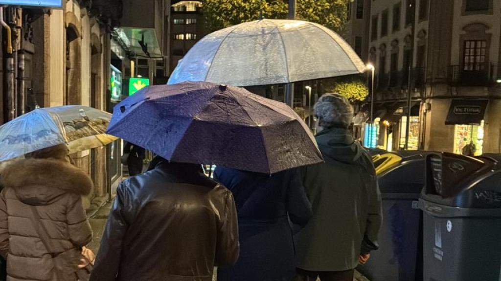 Santiago de Compostela inicia otra semana de lluvias y bajo alertas amarillas