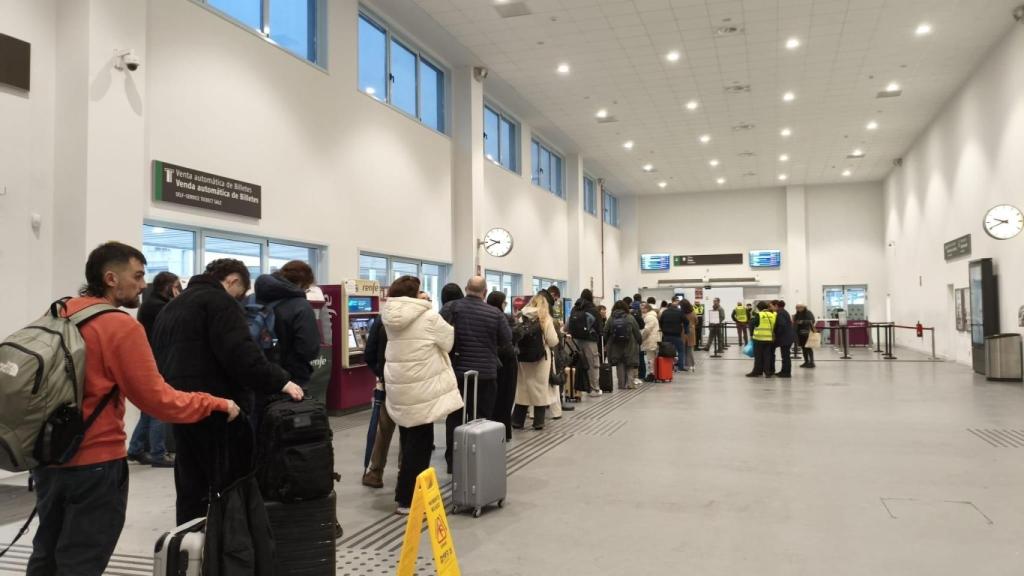 La huelga de Renfe arranca con retrasos en A Coruña: Decidí arriesgarme con los servicios mínimos