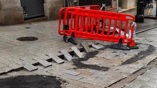 Socavón de la calle Velázquez Moreno