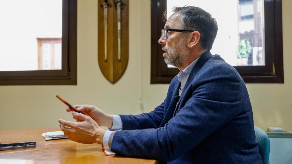 Estoy muy contento, sobre todo por los vecinos de Toledo que ahora no tienen problemas para aparcar, asegura.