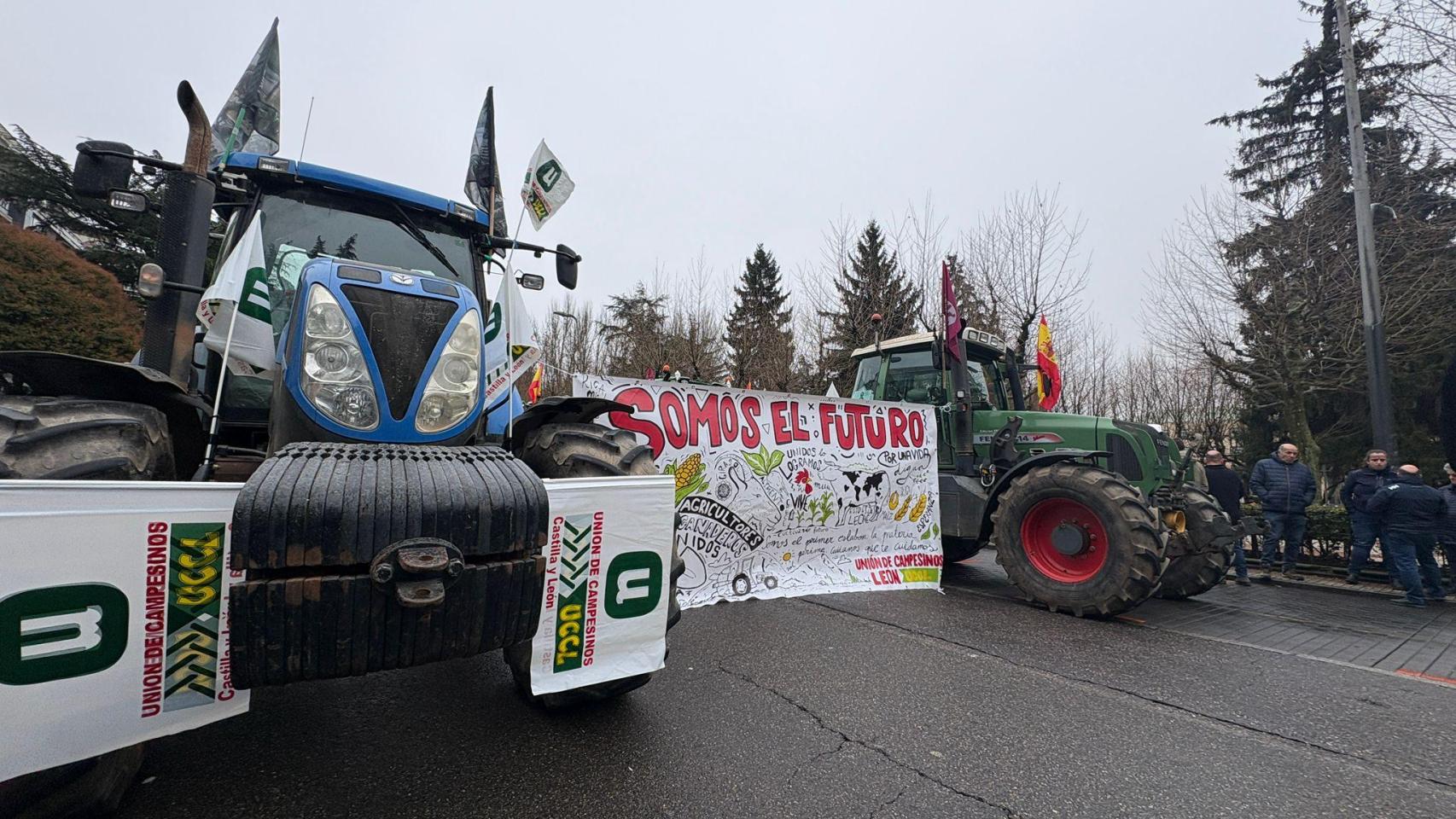 Columna de León rumbo a Madrid