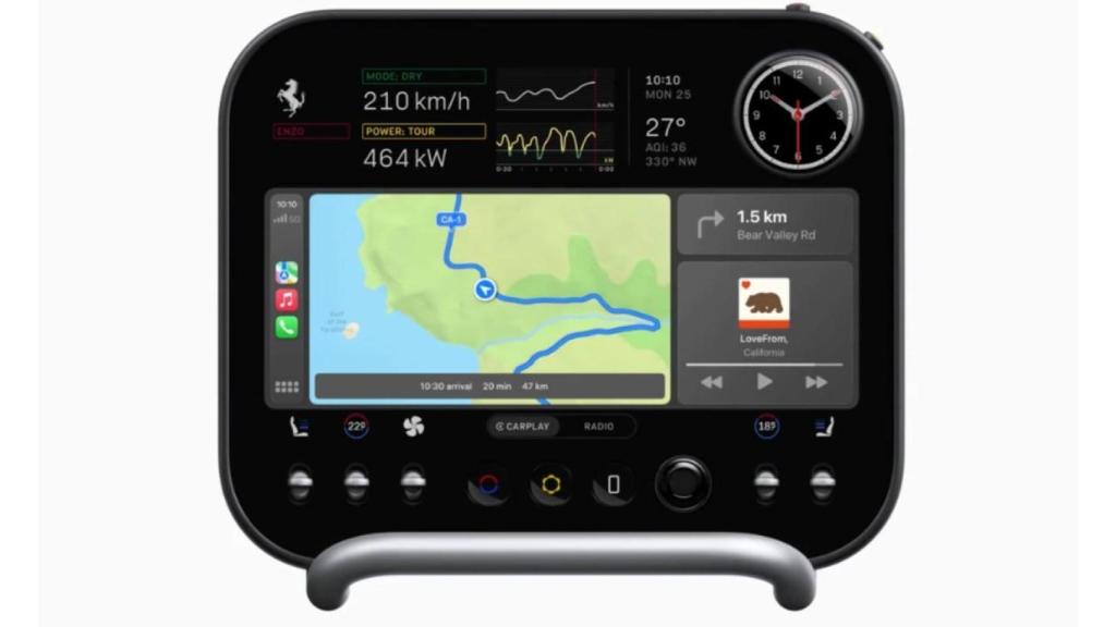 Apple CarPlay en la consola central del Ferrari Luce