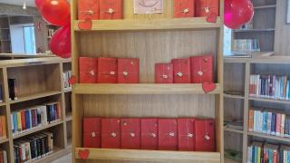 San Valentín literario: Cita a ciegas con los libros, en la Biblioteca de Mos (Pontevedra)