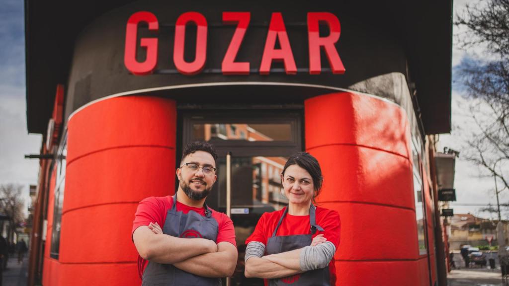 Pablo Morales y Mónica Iglesias.