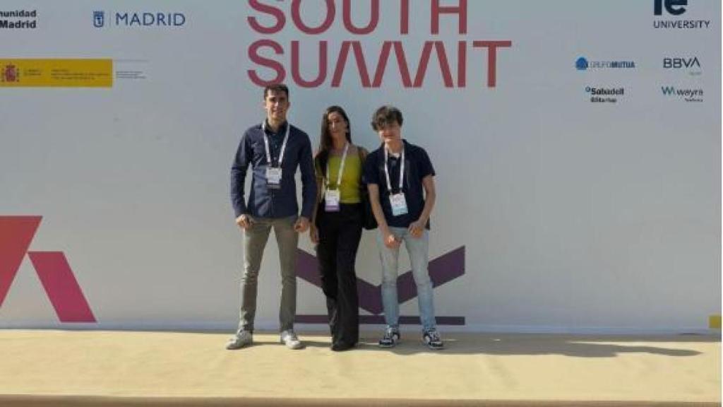 Tomas y su equipo de trabajo