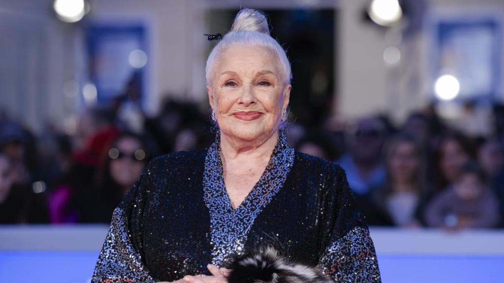 Lola Herrera en la alfombra roja del Festival de Málaga.