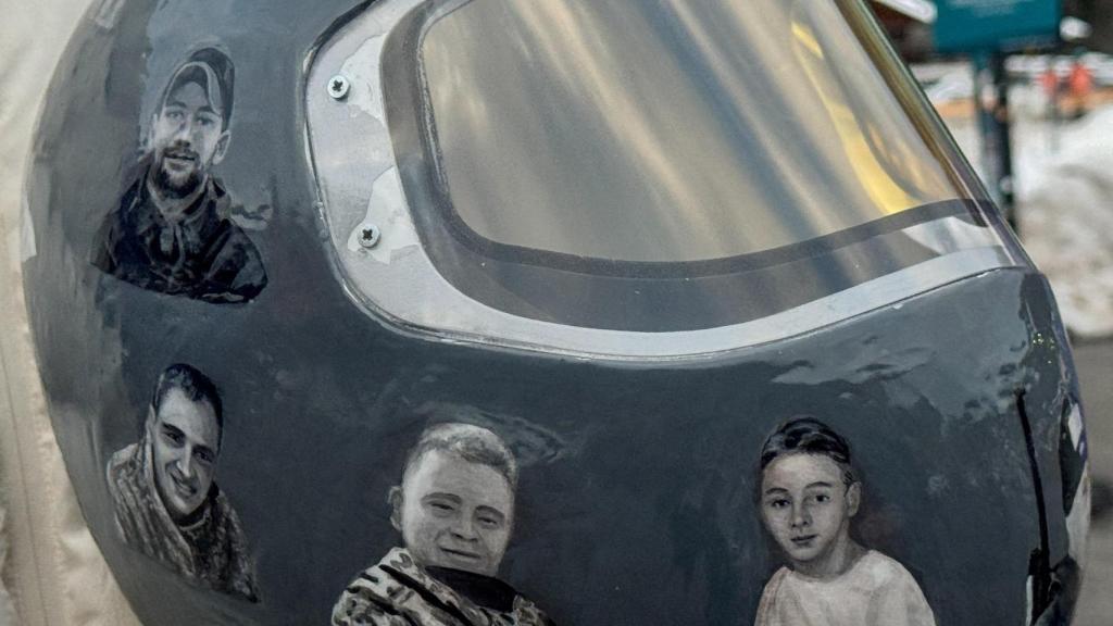 El casco de homenaje de Vladyslav Heraskevych.