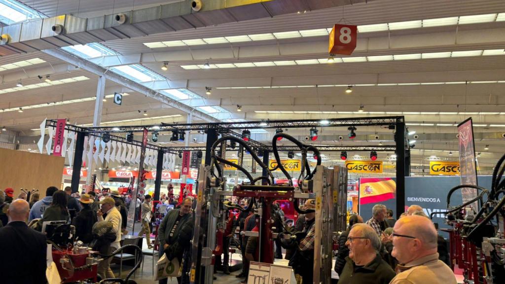 Interior de la Feria Internacional de Maquinaria Agrícola (FIMA) 2026.