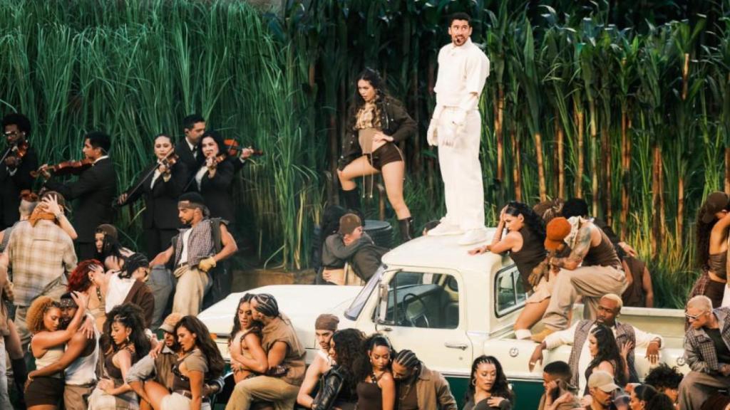 Bad Bunny superbowl2