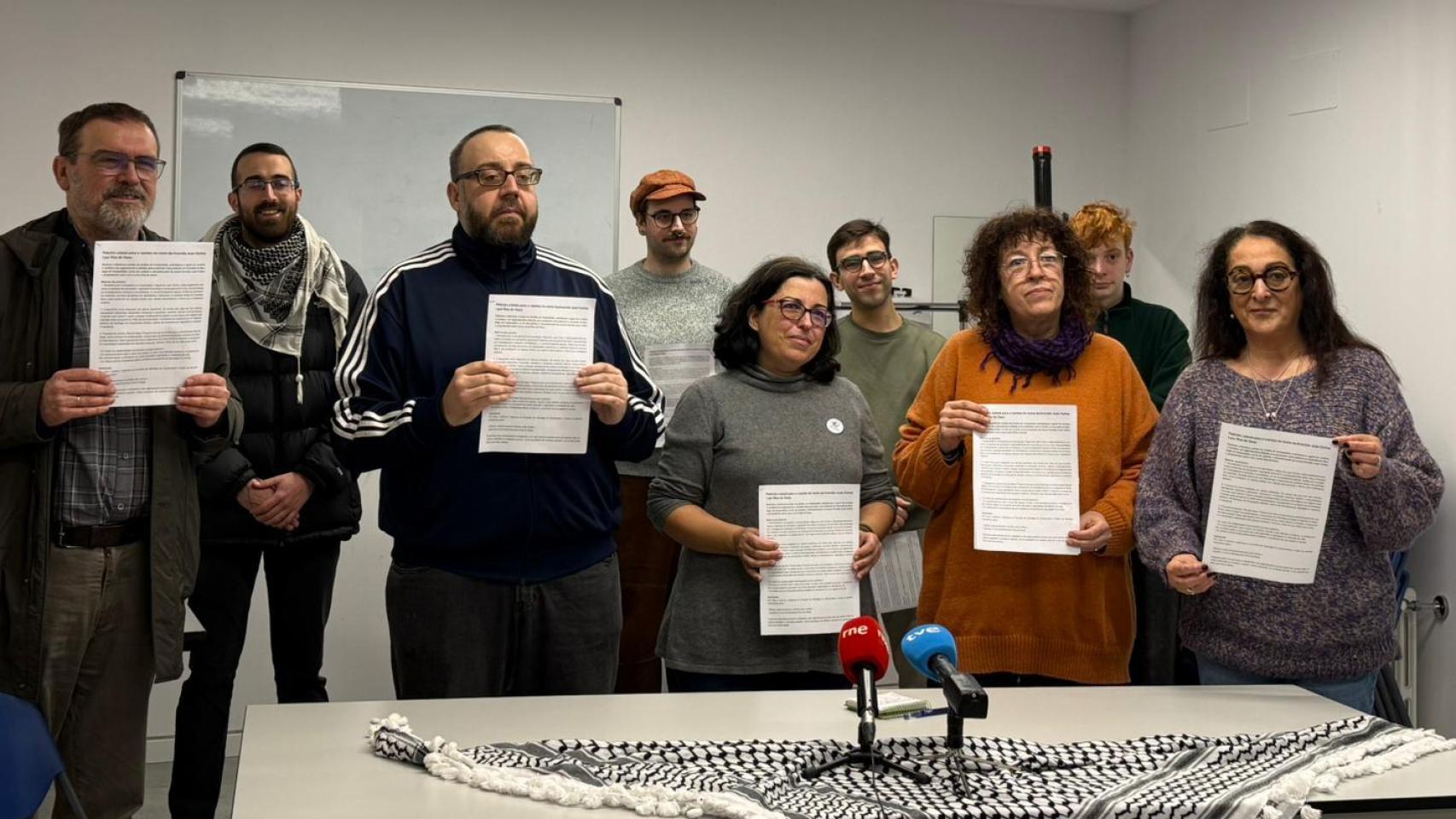 Una veintena de organizaciones piden renombrar la avenida de Juan Carlos I de Santiago por rúa de Gaza