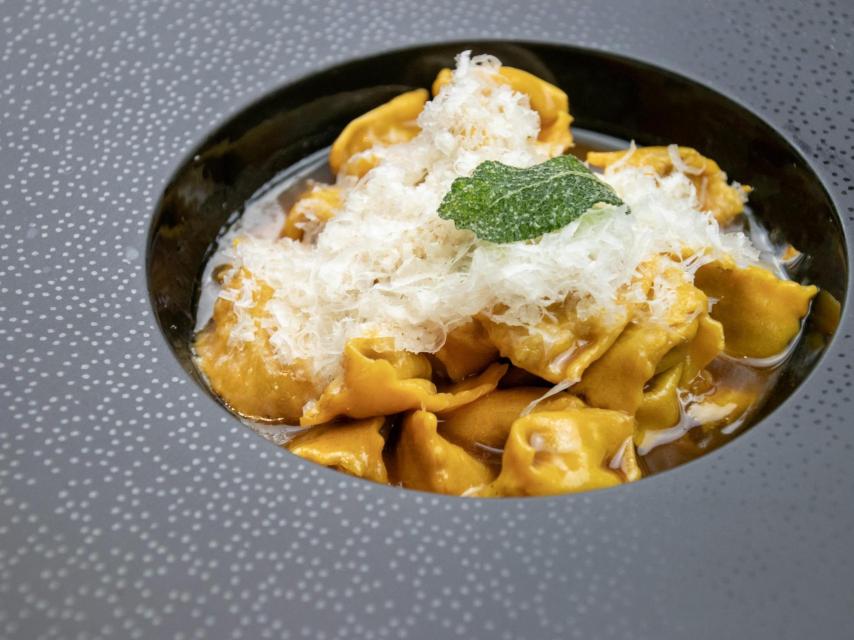 Agnolotti del plin en su salsa tradicional