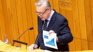Antonio Gómez Caamaño, conselleiro de Sanidad, durante su intervención en el pleno