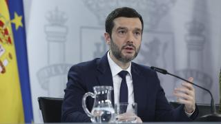 El ministro de Derechos Sociales, Consumo y Agenda 2030, Pablo Bustinduy, este martes tras el Consejo de Ministros.