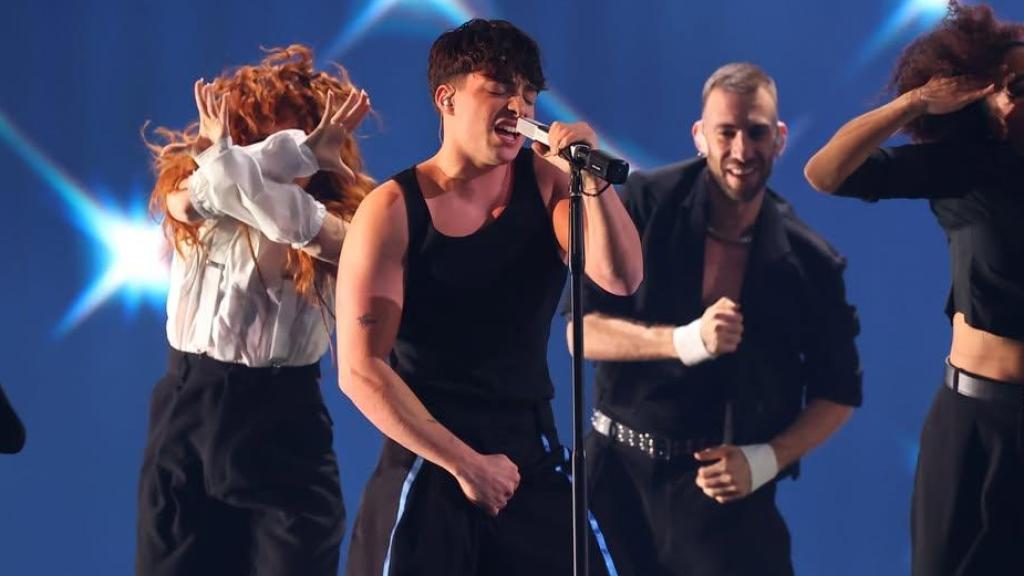 Izan Llunas en el primer ensayo de la semifinal del Benidorm Fest 2026.