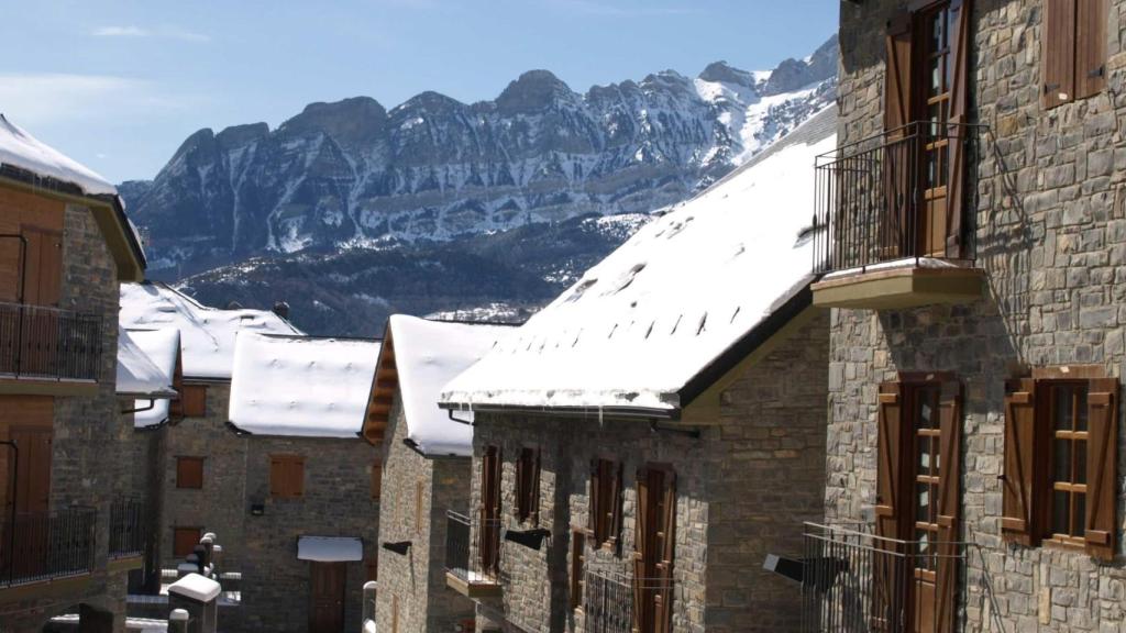 El Pueyo de Jaca nevado