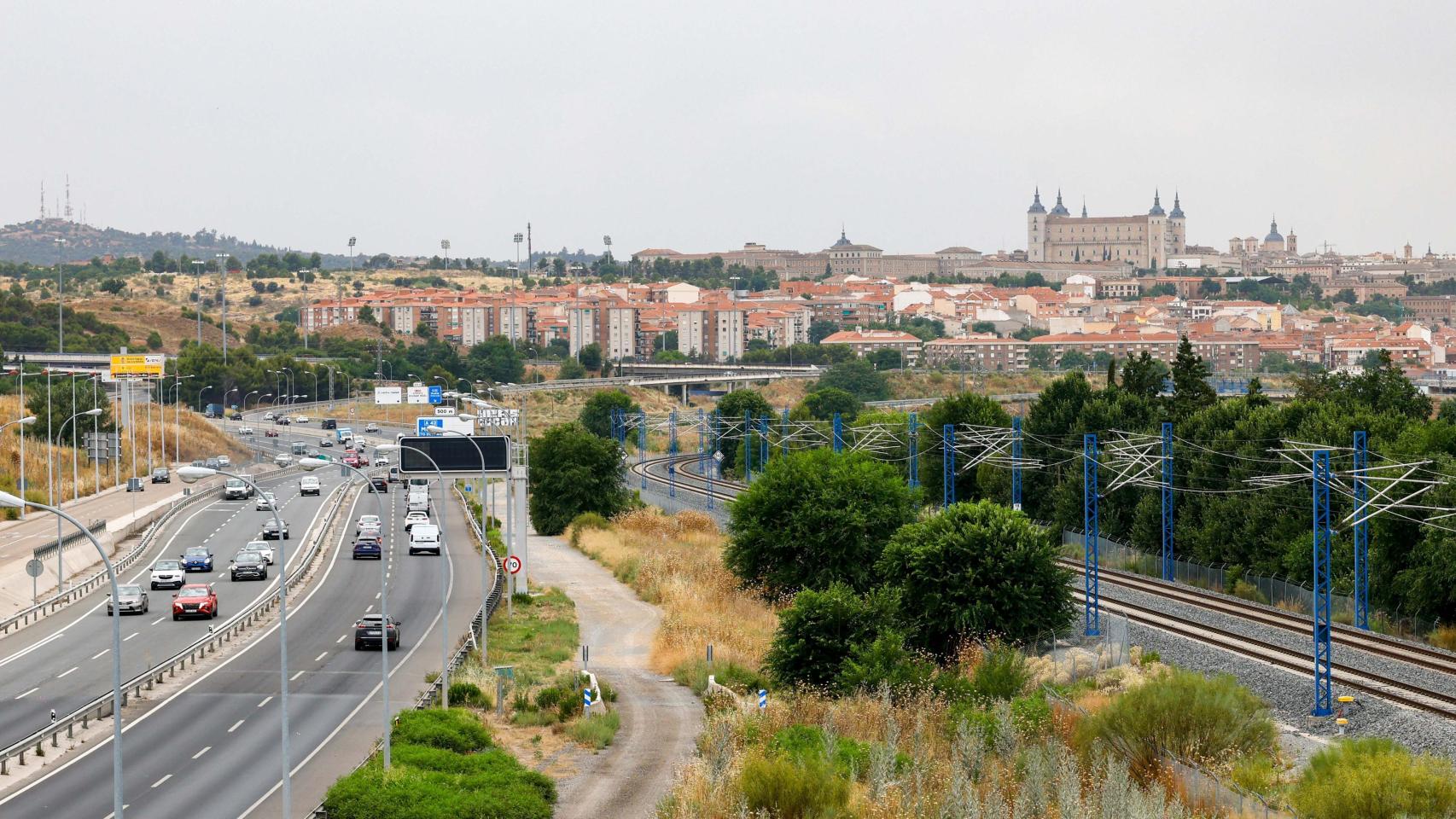 El Polígono contempla nueva vivienda en dos puntos, pero no en la zona de contacto hacia Santa Bárbara, reflejada como suelo de equipamientos.