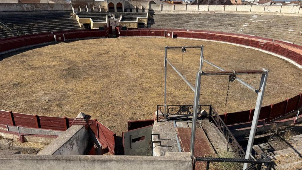 Imagen de la plaza de toros de Mora.