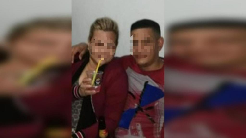 Paulo César, detenido en Cartagena de Indias, y su madre, Sara Raquel, detenida en Ubrique.