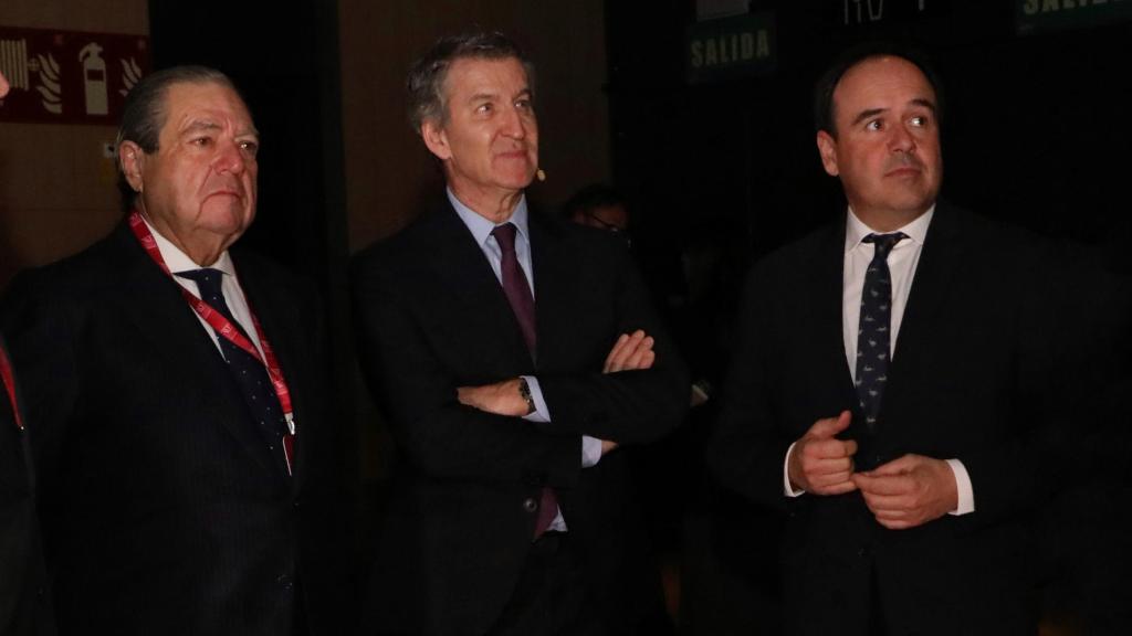 Boluda, Feijóo y Pérez Llorca. EE