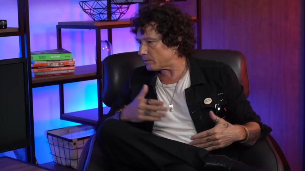 Enrique Bunbury, en una charla en el canal de Yordi Rosado.