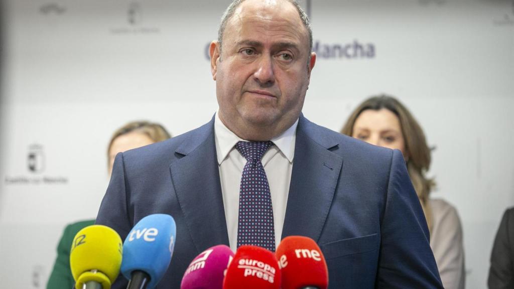 La Consejera De Economía, Empresas Y Empleo, Patricia Franco; Y El Consejero De Agricultura, Ganadería Y Desarrollo Rural, Julián Martínez Lizán; Han Presidido La Reunión Del Observatorio Regional Del Impacto De Los Aranceles.