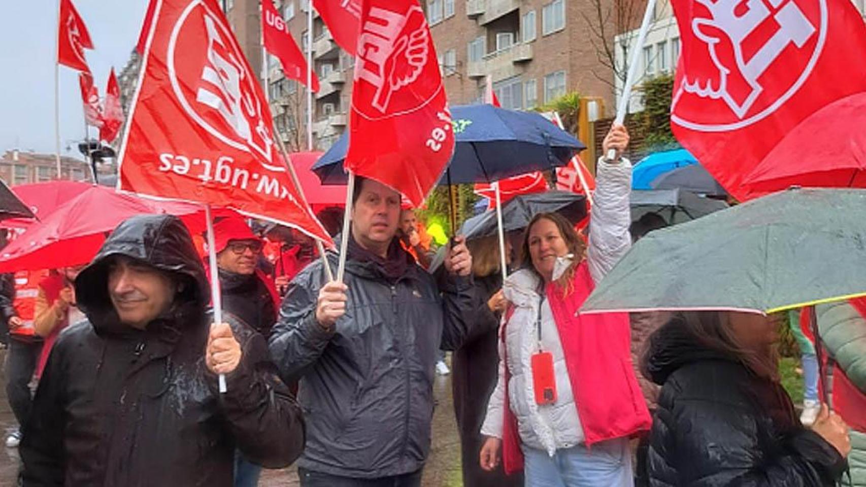 Manifestación de los trabajadores de las ambulancias en Valladolid.