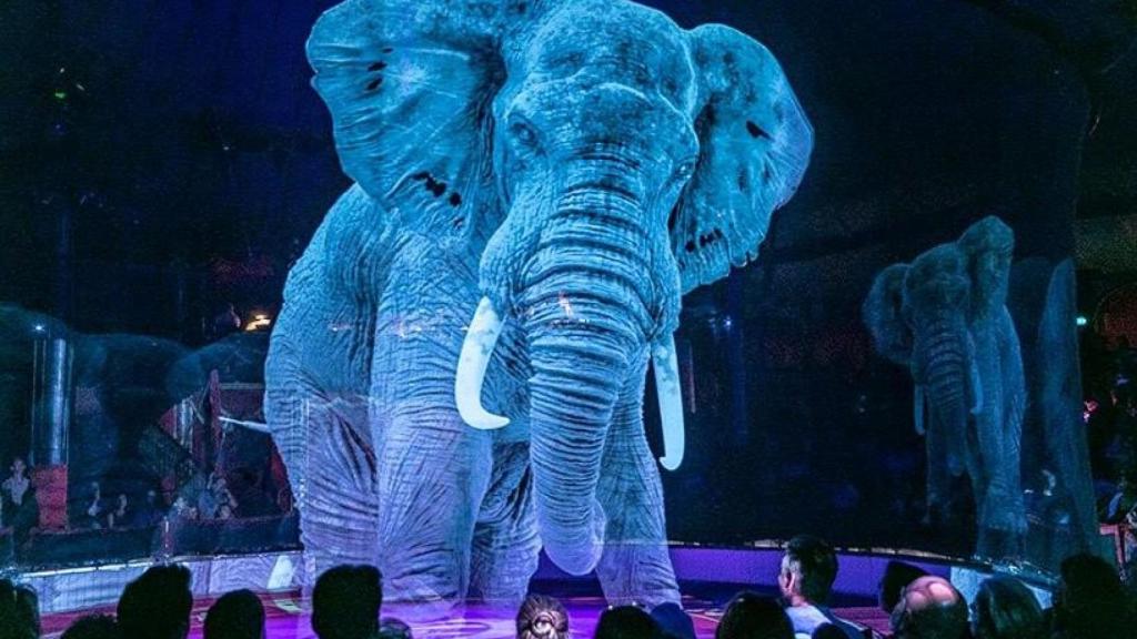 El holograma 3D de un animal en el Circus Roncalli en Alemania.
