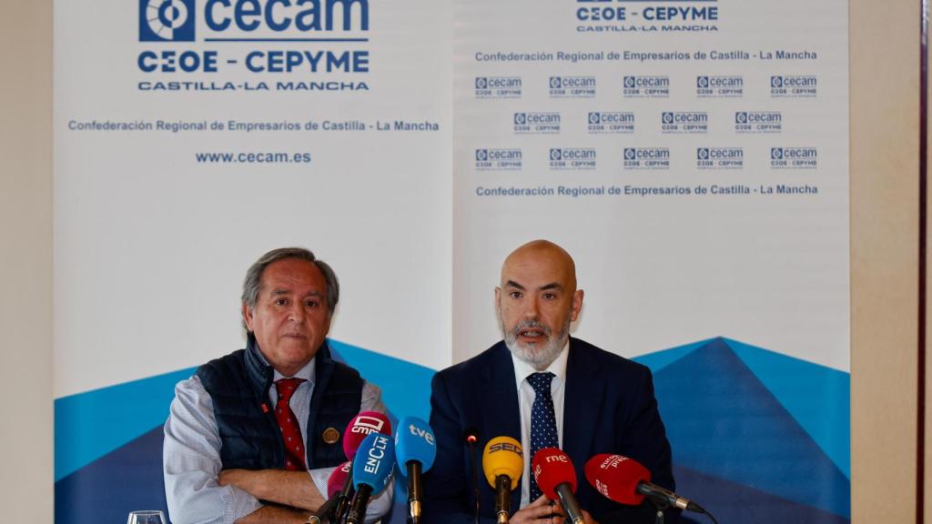 Ángel Nicolás y Mario Fernández durante el balance de Cecam. Foto: Javier Longobardo.