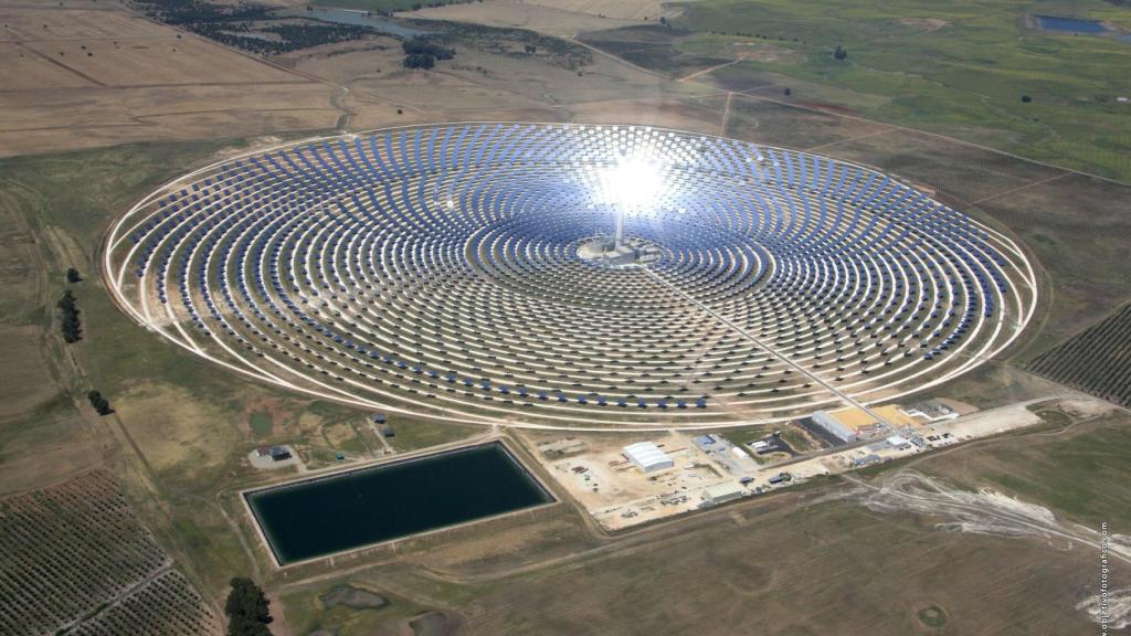 Las termosolares no son la 'niña bonita' de REE para la 'operación reforzada' del sistema eléctrico: prefiere la plantas de gas