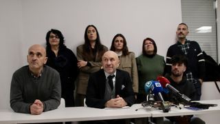 La plataforma creada por la Comisión de Fiestas de Villamanín da una rueda de prensa para informar sobre el desarrollo del proceso de registro.