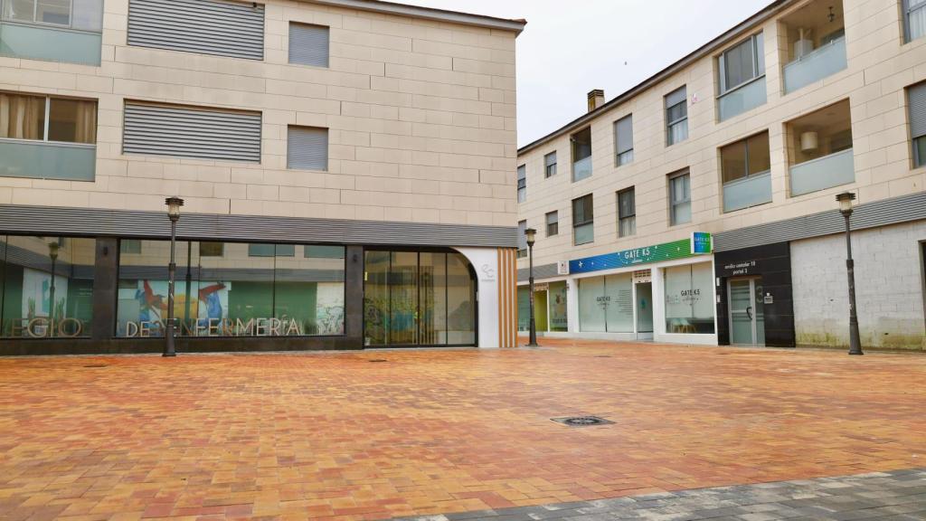 Rehabilitación integral del pasaje situado en la calle Emilio Castelar.