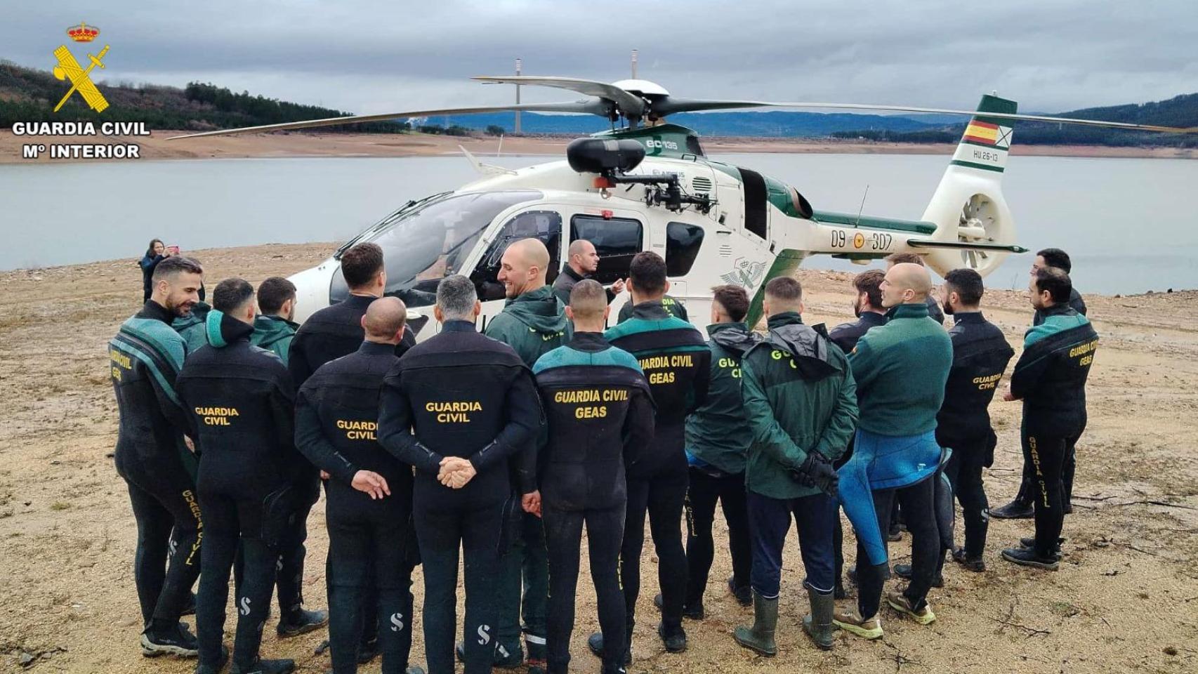 19 nuevos guardias civiles especialistas de buceo finalizan su formación en León