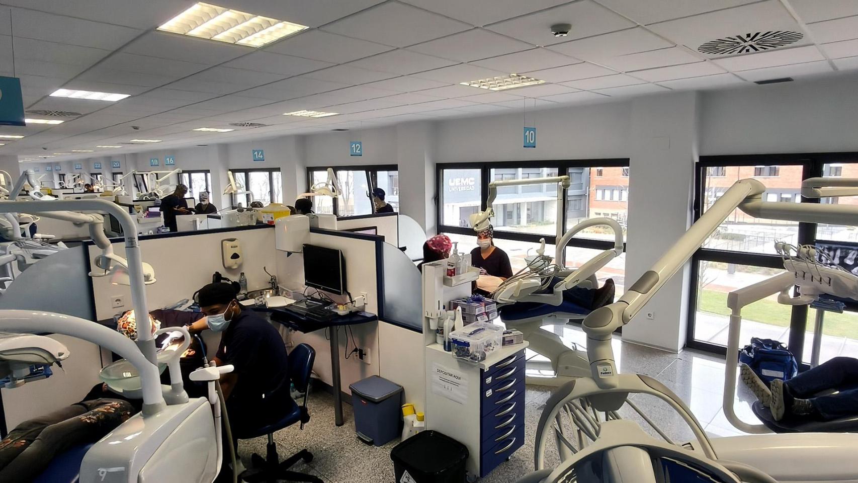 Clínica odontológica de la UEMC