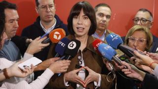 La secretaria general del PSPV-PSOE, la ministra Diana Morant, atiende a los medios de comunicación para valorar la situación de la vivienda pública en Alicante.