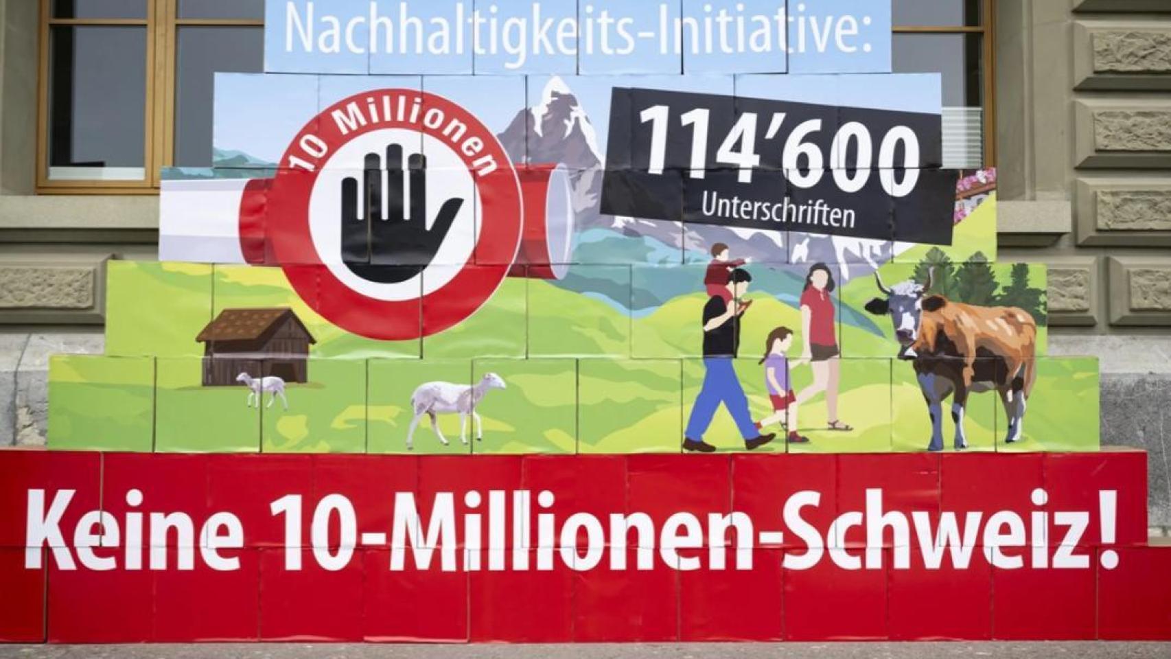 Un cartel antiinmigración de la derecha populista.