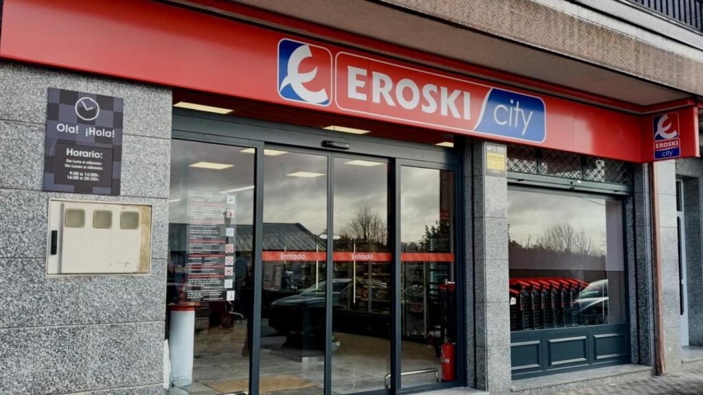 Touro (A Coruña) cuenta desde hoy con un supermercado Eroski City