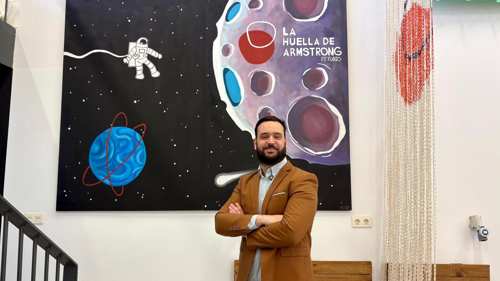 Pedro Ponce (30) revoluciona el audiovisual con la Huella de Armstrong: Sueño con que Alicante sea un plató andante