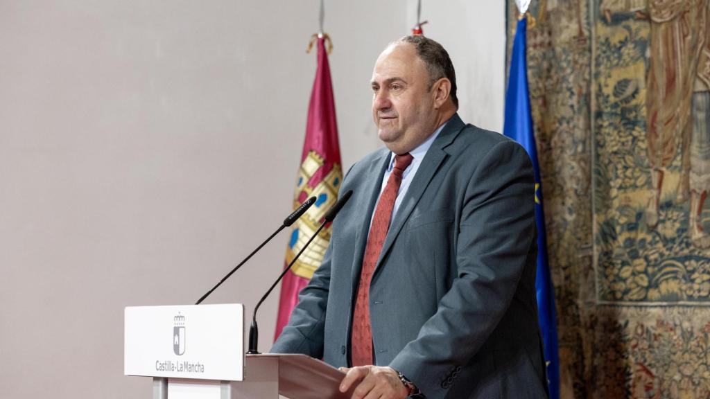 Martínez Lizán durante el acto de presentación de la Organización Interprofesional Vitivinícola de Castilla-La Mancha (OIVCLM).