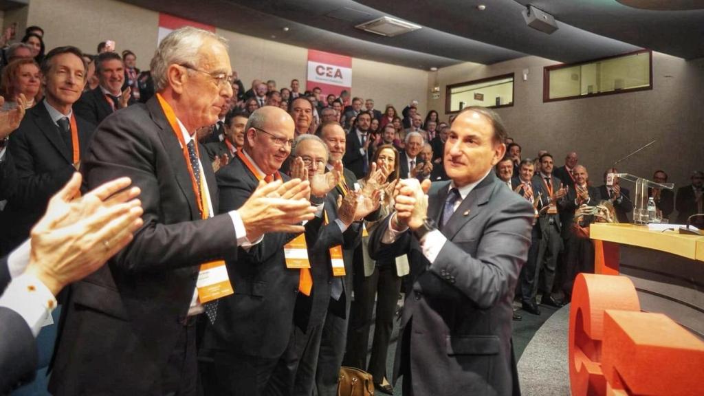 Javier González de Lara, aclamado para un nuevo mandato al frente de la CEA.
