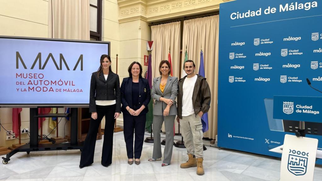 Mar Gonzalez, Mariana Pineda, Elvira Carrera y Guillermo Salcedo en la presentación.