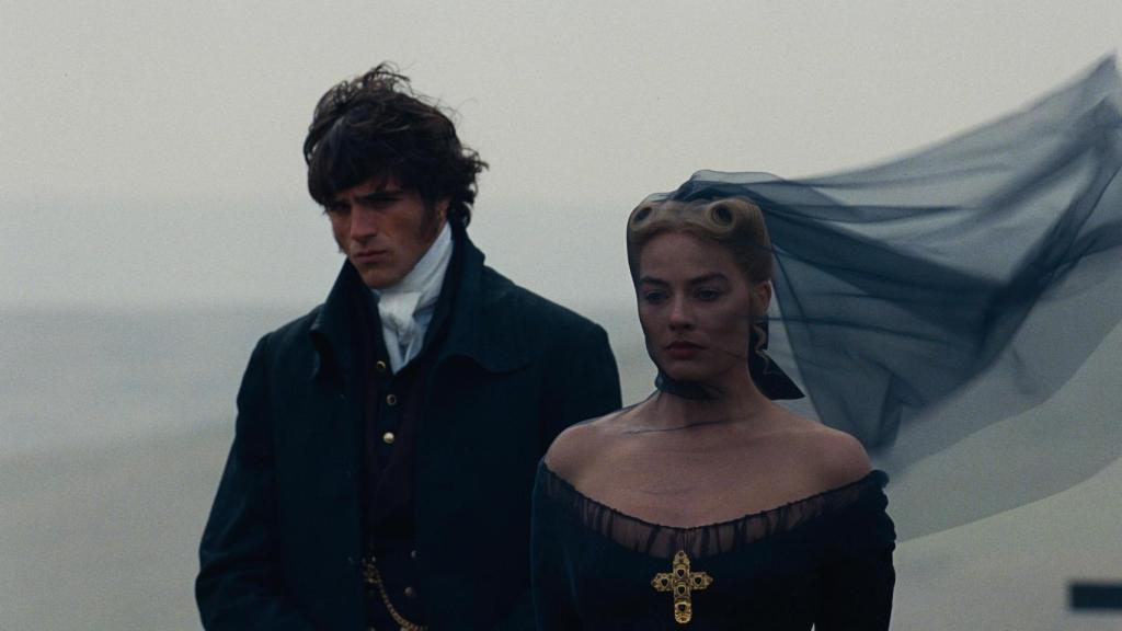 Jacob Elordi y Margot Robbie, en escena.