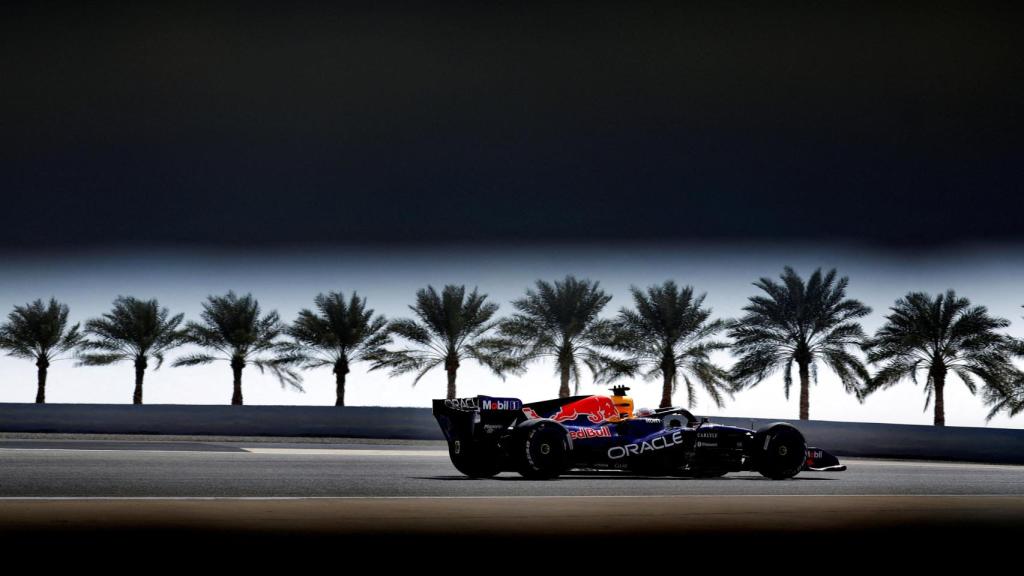 Max Verstappen, durante los test de Baréin
