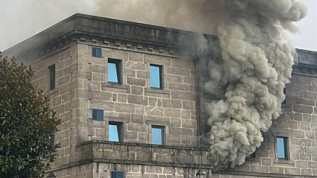 La Policía Nacional de Santiago habilitará un punto de información en el exterior de la comisaría